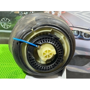BMW 5 F11 MIECH PODUSZKA PNEUMATYCZNA ZAWIESZENIA PRAWA LEWA, KOMPLET