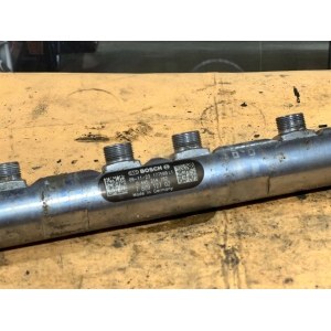 BMW E87 E90 E91 2.0 D N47 LISTWA WTRYSKOWA CZUJNIK