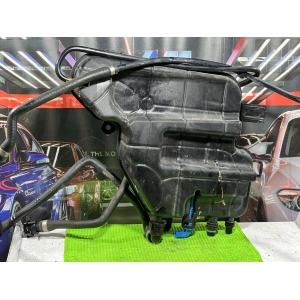 BMW F01 F02 F06 F07 F10 F11 F12 ZBIORNIK ZBIORNICZEK WYRÓWNAWCZY 8610819
