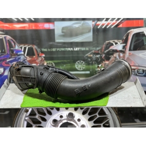 BMW F15 F16 F25 F26 F30 F31 F34 RURA PRZEWÓD POWIETRZA N57 330i 8512381
