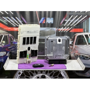 BMW 3 F30 F31 N57D30A 258KM KOMPUTER STEROWNIK FEM ZESTAW STARTOWY 9381101
