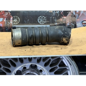 BMW F01 F10 F07 N57 3.0D RURA PRZEWÓD INTERCOOLERA