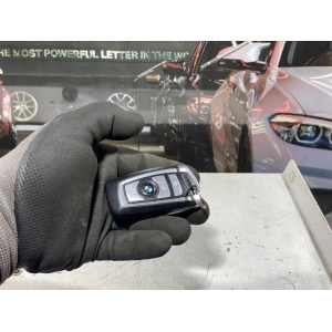 BMW F01 F06 F10 PILOT KLUCZYK 9226935