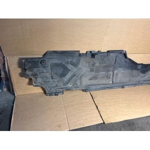 MERCEDES-BENZ W213 KOMBI PŁYTA OSŁONA PODWOZIA PRAWA A2136806407