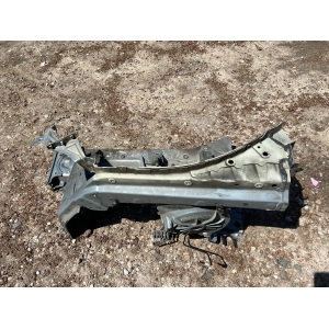 BMW 5 E60 E61 ĆWIARTKA PODŁUŻNICA PRAWY PRZÓD PRZENIA PRAWA
