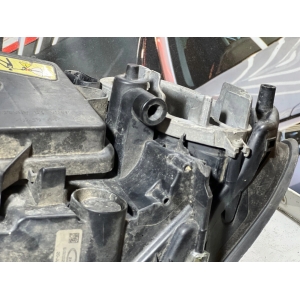 BMW 7 F01 F02 EU REFLEKTOR LEWY LAMPA PRZEDNIA LEWA DYNAMIC XENON 7182149