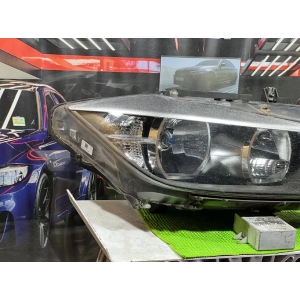 BMW 3 F30 F31 UK ANGLIK REFLEKTOR PRAWY LAMPA PRZEDNIA PRAWA 7259540