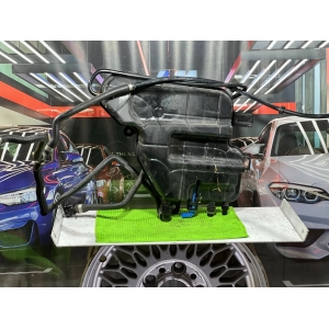 BMW F01 F02 F06 F07 F10 F11 F12 ZBIORNIK ZBIORNICZEK WYRÓWNAWCZY 8610819