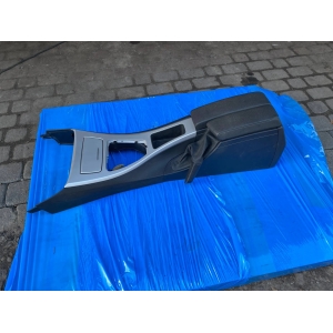 BMW E90 E91 LIFT LCI TUNEL ŚRODKOWY PODŁOKIETNIK