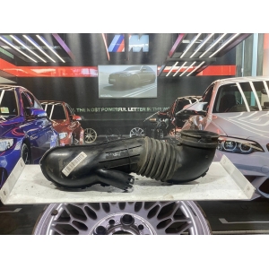 BMW E81 E84 X1 E90 RURA DOLOT POWIETRZA 7804846