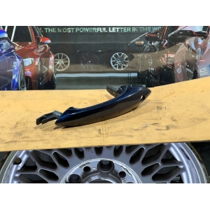 BMW F10 F11 KLAMKA LEWA PRZÓD EUROPA ZWYKŁA