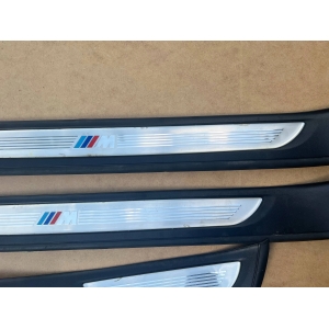 BMW E90 LISTWY NAKŁADKI PROGOWE MPAKIET