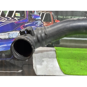BMW F20 F21 F22 F30 F31 F32 F33 F36 PRZEWÓD WĄŻ RURA INTERCOOLERA 7597592