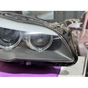 BMW 5 F10 F11 REFLEKTOR PRAWY LAMPA PRZEDNIA PRAWA SKRĘTNA XENON 7203252