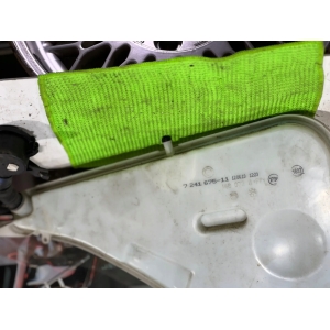 BMW F20 F21 F23 F30 F34 F36 ZBIORNIK SPRYSKIWACZY 3x POMPKA WLEW 7241675